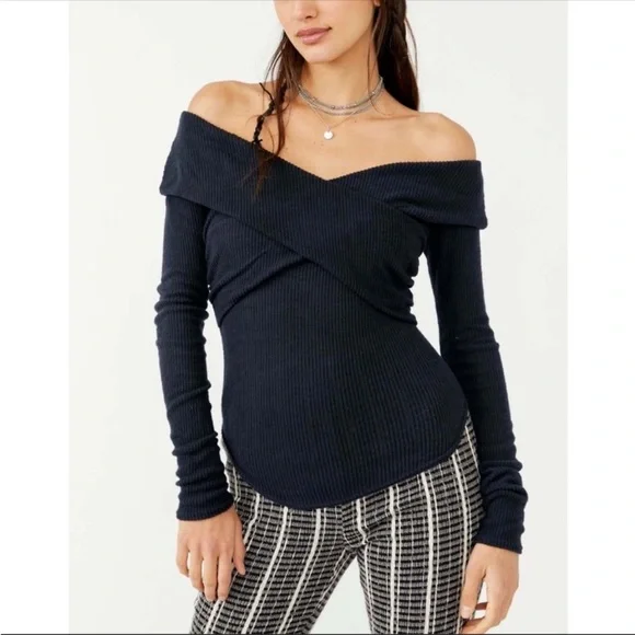 Free People NWT Marley Off The Shoulder Top - Picture 2 of 13